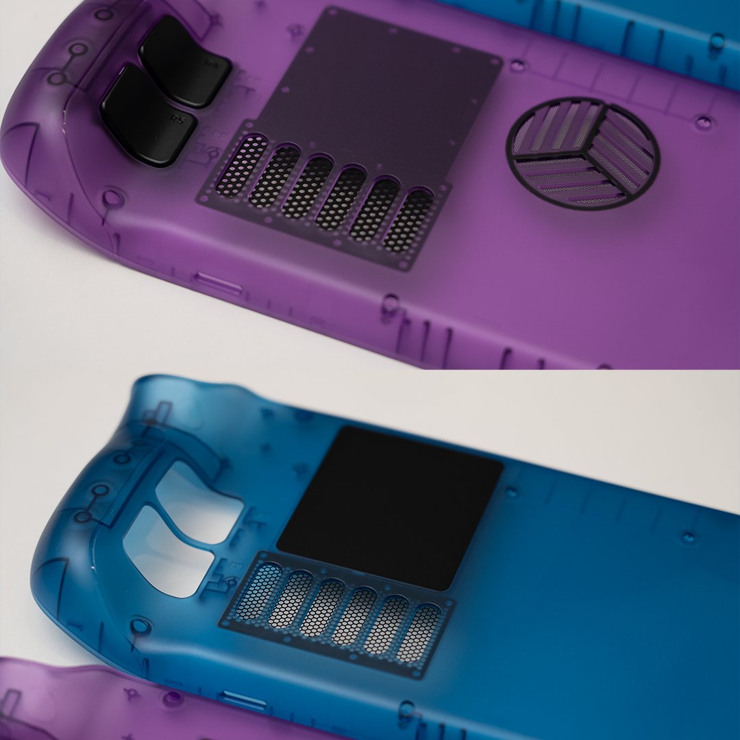 jsauxofficial's tweet photo. Many of you have been wondering about the differences between ✨THE NEW TRANSPARENT BACK PLATE✨ and the old regular transparent back plate, so we prepared some photos to help you understand it. Take a look at them! 👀

#JSAUX #steamdeck #steamdeckvalve #steamgame #steamdeckmod https://t.co/JCDDjmeoc4