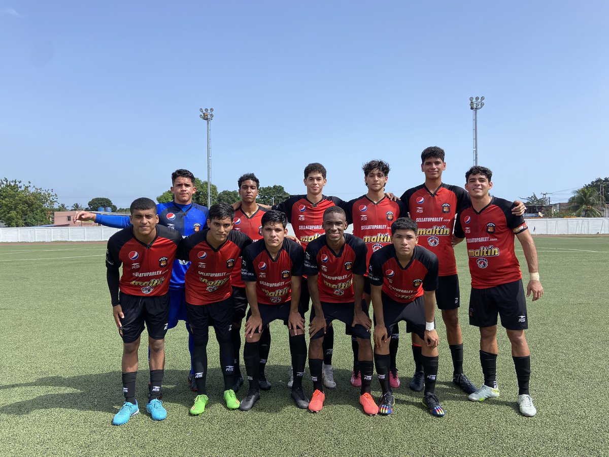 #TorneoInvitacional | #Sub19 | Semifinal | Once inicial:

Salvador Bolívar, Alejandro Solarte, Adrián Rojas, Diego Peña, Jesús Martínez, Gabriel Carballo (C), José Gamboa, Paul Durán, Gabriel Giraldo, Wilfred Correa y Ángel Figueroa.

DT: Diego Rodríguez.