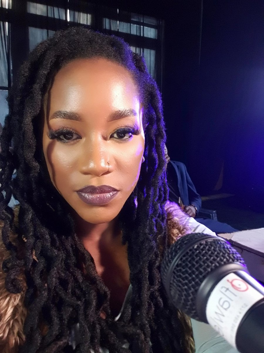 Tune into Insimbi Yekuseni tomorrow morning with <a href="/Bkay04/">#iNgongonono</a> &amp; guest co-host <a href="/leemchoneyZim/">Lee Mchoney 💋💕</a> . Stream live on skyzmetroradio.co.zw
#Beyondthesky
#Esabantu