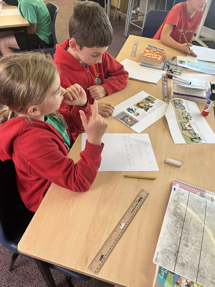 DSJ_Year4's tweet photo. Some excellent narrative poems being produced this morning based upon Jack and the bean stalk! https://t.co/poe6tvvr9S