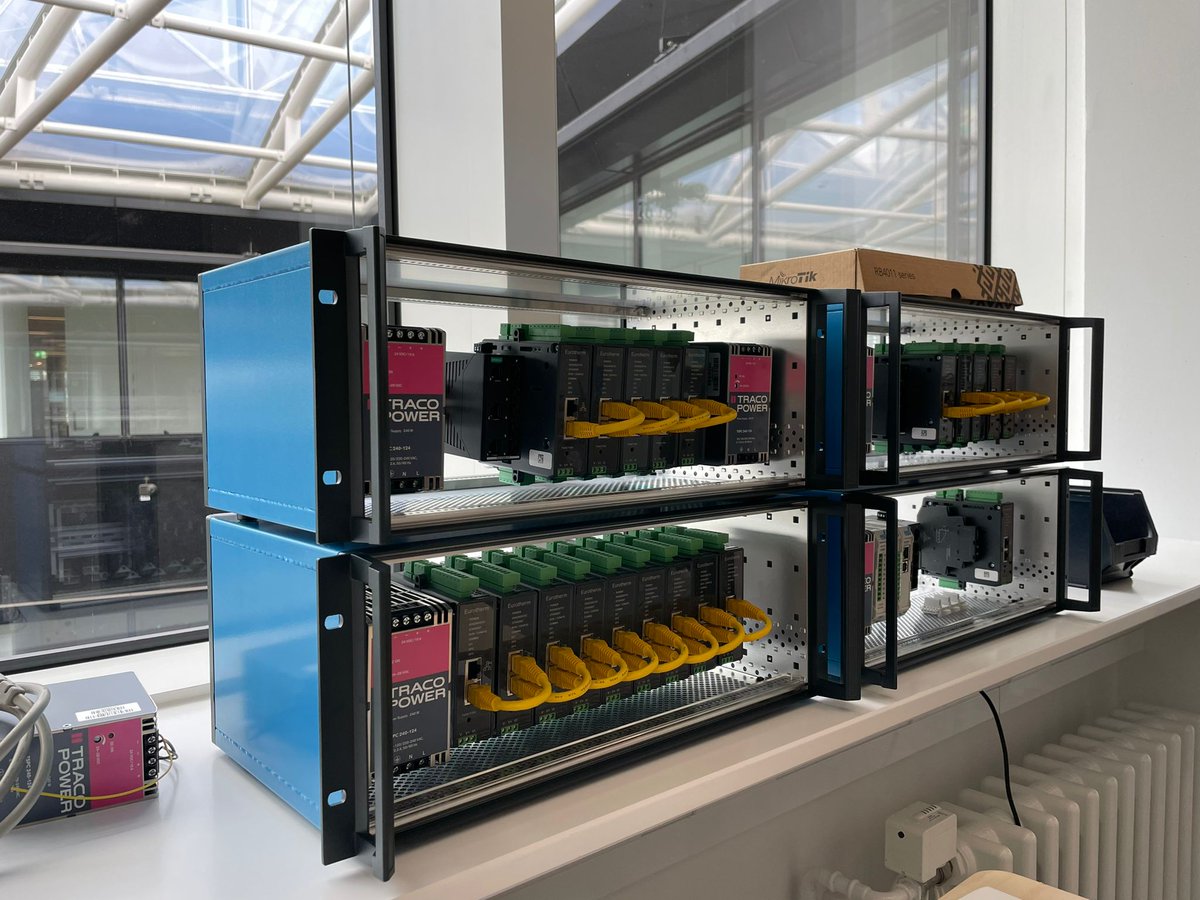 NotTransient's tweet photo. We are beginning to assemble the electronic racks for NTE. Here all the temperature controllers can be seen.
#nottransientexplorer
#NTEforward ๐ช
@Carlsbergfondet https://t.co/1wyIpFC1FP