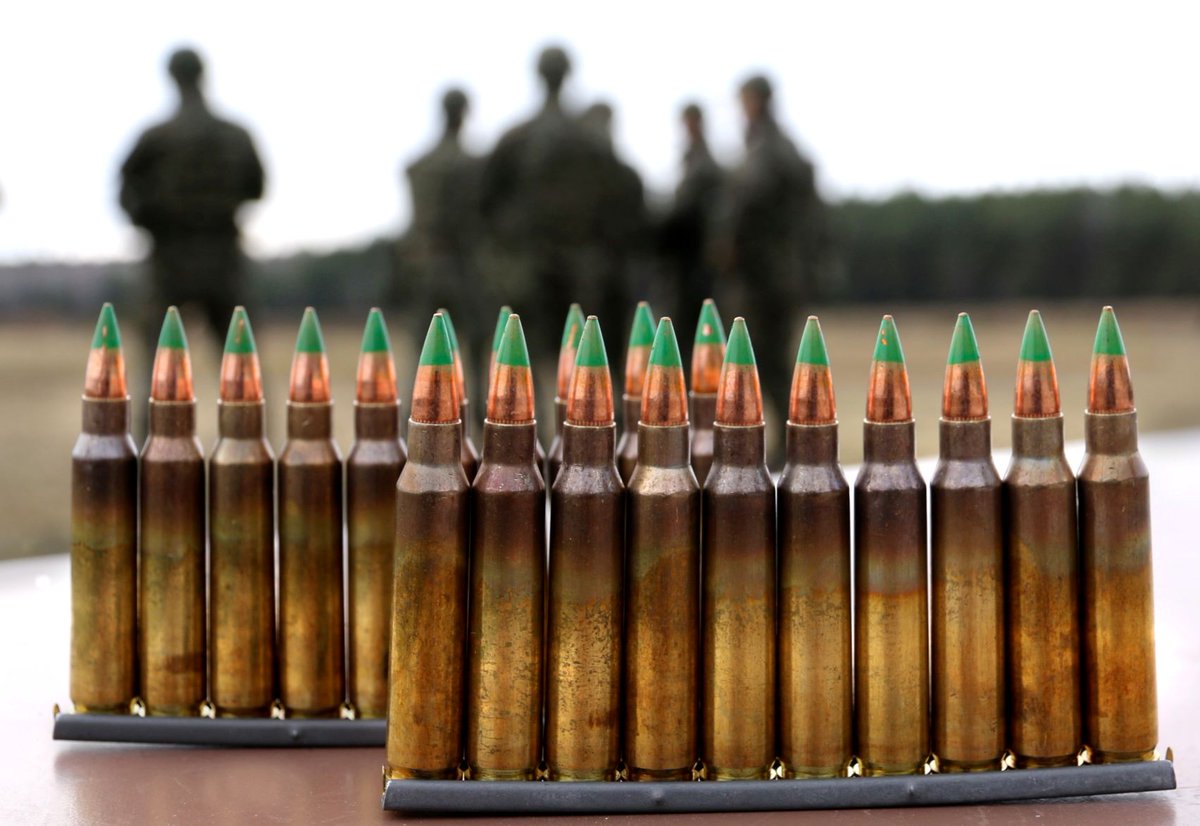 WCR_Lidzbark_W's tweet image. #𝔻𝕠𝕓𝕣𝕠𝕨𝕠𝕝𝕟𝕒ℤ𝕊𝕎 w #9pr
Poprawne zgranie przyrządów celowniczych 🎯 i spokojne ściągnięcie 👈 języka spustowego tak, aby strzał był dla żołnierza zaskoczeniem‼️
To szkolenie strzeleckie, w którym uczestniczą "dobrowolsi" II etapu szkolenia #DZSW (do 11 miesięcy)
📷 9pr