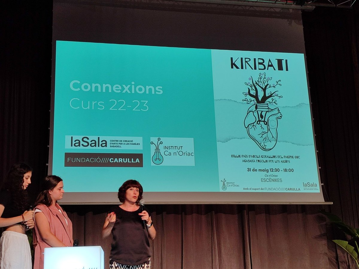 laurafrailev's tweet photo. Presentación de Kiribati en Arts i educació per la SOStenibilitat, hoy en #Barcelona organizado por @FundacioCarulla @martaesteve_za
@lasalasabadell https://t.co/Z1eYYVywZl