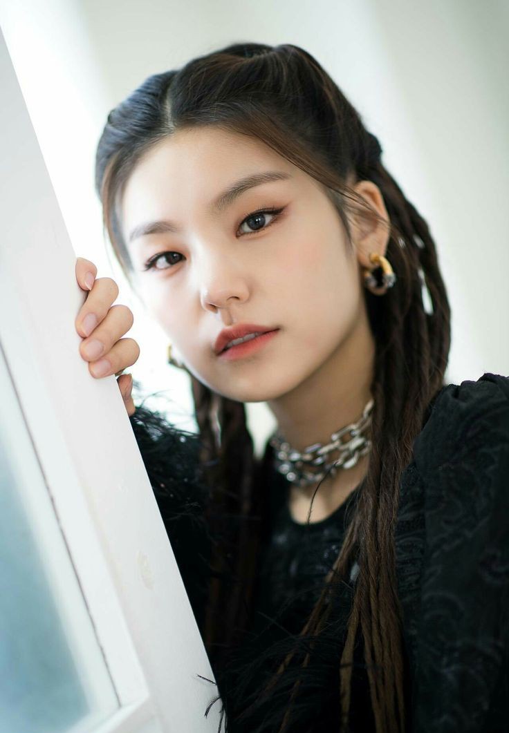 DreamistG's tweet photo. W E L C O M E 

DREAMIST GURL New Members

임예은 IM YE EUN
2008.06.19

#DREAMISTGURL #DG #IMYEEUN
#드림리스트걸 #임예은 https://t.co/eDYMNmMUGB