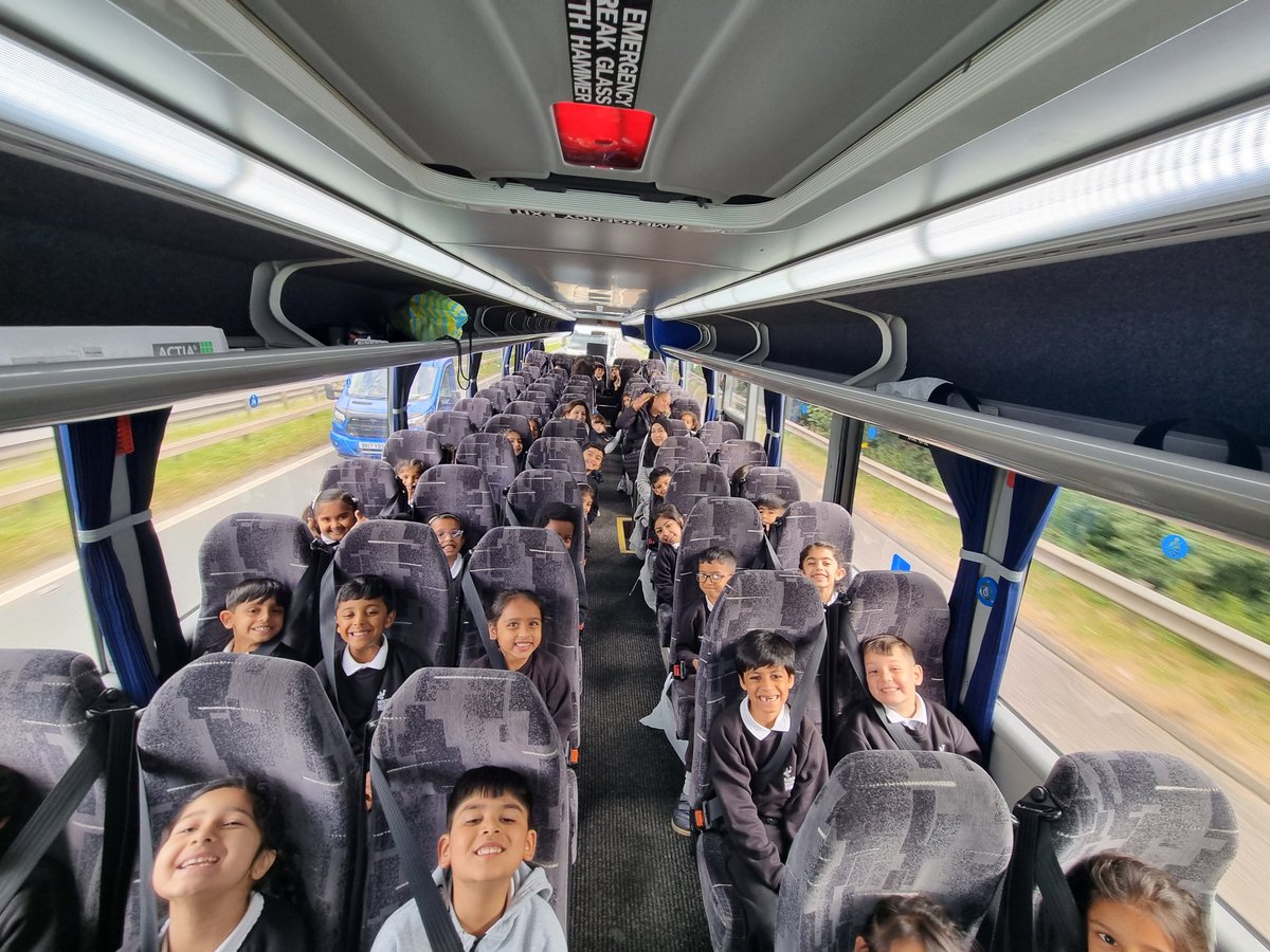 Year 1 are FINALLY on the road! The Deep here we come!!🐠🐟🦈 <a href="/DixonsMP/">Dixons Music Primary</a>