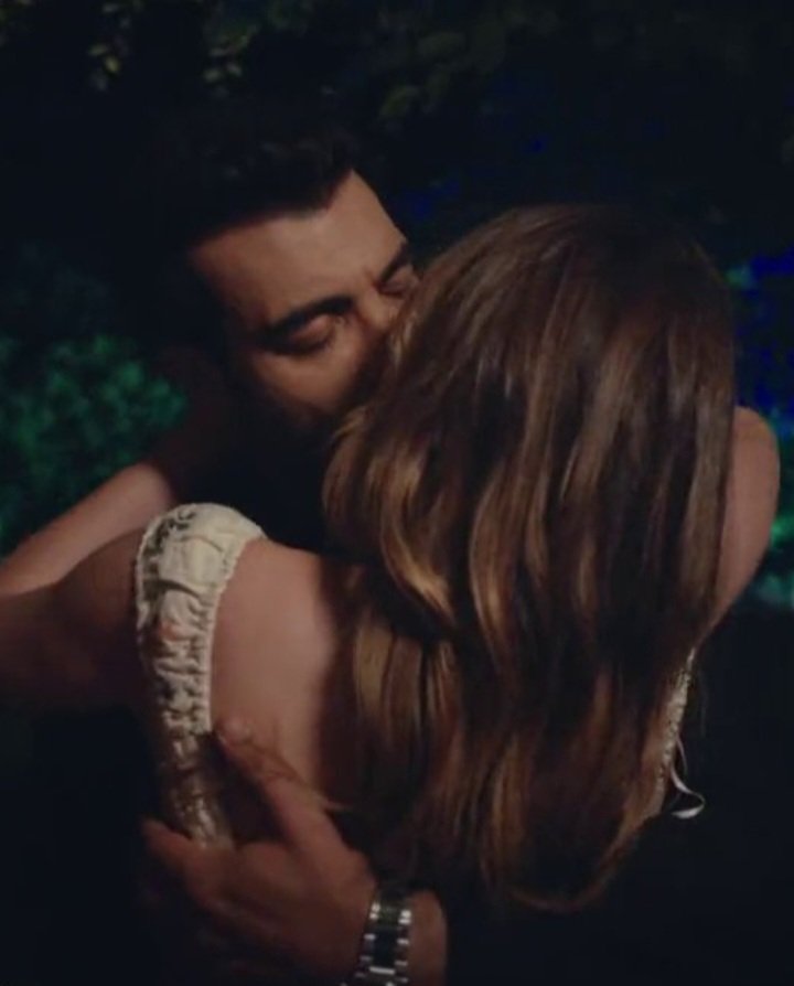 #Gülcemal gün ❤️🌹#GulDev  hoje é dia