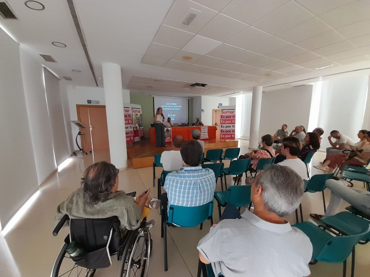 Sumar_Jaen's tweet photo. También estuvimos en #Jaén conociendo a voluntarios e inscritos. 

¡Gracias por sumar a este proyecto de país!

#YoMeSumo #Sumar https://t.co/NQgghgvp2g