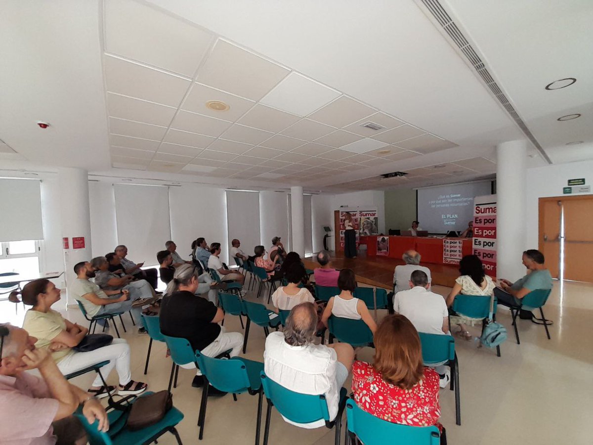 Sumar_Jaen's tweet photo. También estuvimos en #Jaén conociendo a voluntarios e inscritos. 

¡Gracias por sumar a este proyecto de país!

#YoMeSumo #Sumar https://t.co/NQgghgvp2g