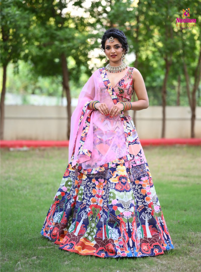 Neelamboutique's tweet photo. Moreover, the exquisite craftsmanship on the backless choli is certain to captivate attention on any occasion.
Visit our store and explore the entire collection for 2023.
#pink #pinkclothing #pinkcolour #chaniyacholi #nadiad #beautique #bridal #navratri #geomatricprint https://t.co/kUw3H8xNuj