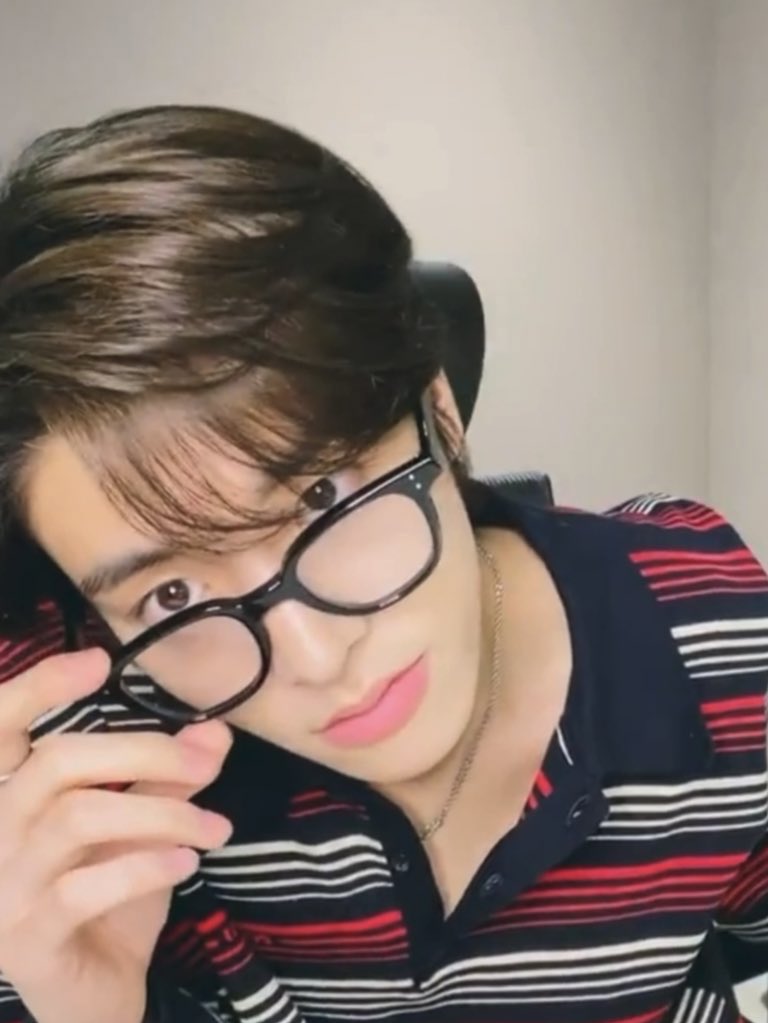 시발 제발 제발
제이크 사랑해요