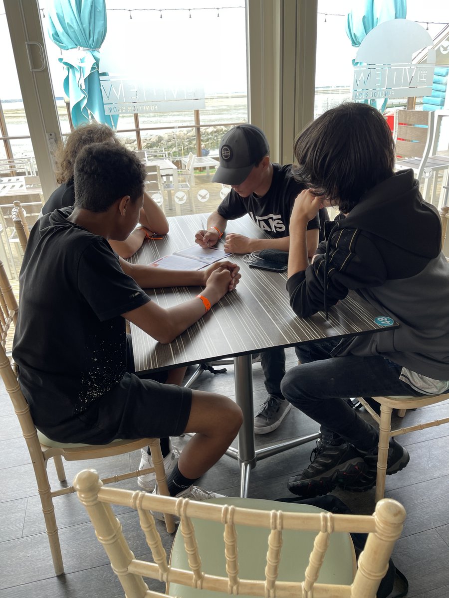 EastwoodAcademy's tweet image. After having breakfast on the beach getting to know each other, the prefects are ready to into Adventure Island at Southend for their team building activities. #adventureisland #teambuilding #prefects