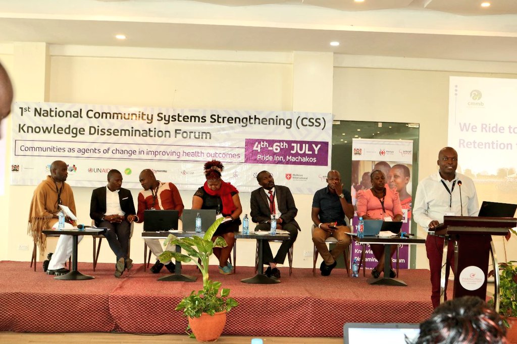 Amref_Kenya's tweet photo. Ongoing panel discussion on community engagement, linkages and coordination.
"To combat malaria and other diseases like TB, effectively, a comprehensive approach that involves community engagement, linkages, and coordination is essential". #AmrefCSSForum2023 #CommunitiesAreTheChange @NASCOP
@StopTBKe @UNAIDS @MOH_Kenya @PEPFAR @KenyaRedCross