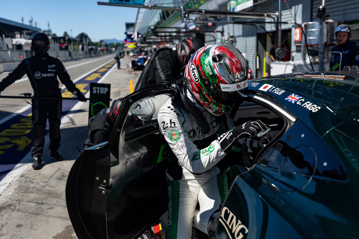 tomonobufujii's tweet photo. Ciao from Italy 🇮🇹 It’s race week again and at one of my favorite places. Looking forward to taking on the legendary @Autodromo_Monza for Round 5 of the 2023 FIA World Endurance Championship. #6hMonza 

長旅を経て昨夜ミラノへ到着✋
今週はWECモンツァ戦です！ https://t.co/2MKMgwU7Xx