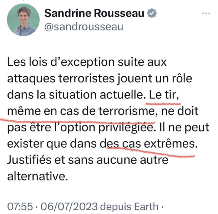 ralifromparis's tweet photo. 🤡 
Je repense aux victimes du Bataclan… 

Dégoût total. https://t.co/EQ4rJMtH4A