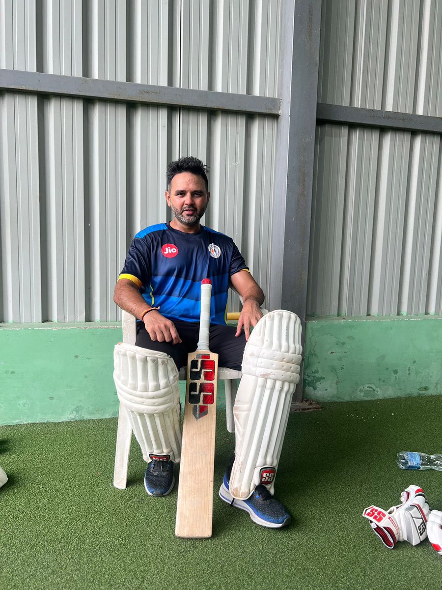 parthiv9's tweet image. My kind of ‘Net’flix and chill 
🏏🤙🏻

After an energetic session of being back in the nets. 💥

#netpractice #cricket #fitness