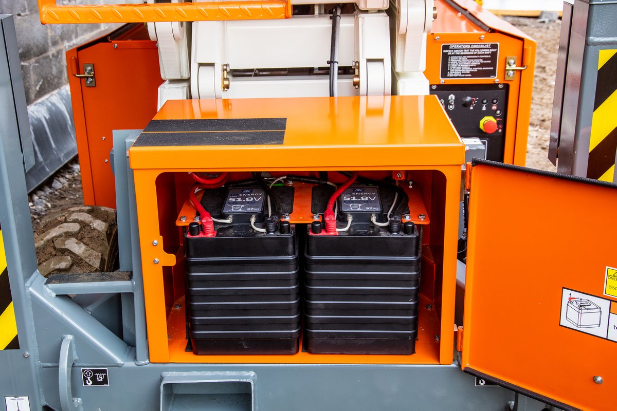 How long does the charge last on Snorkel lithium-ion batteries? Do Snorkel lithium-ion batteries need maintenance? How do I dispose of Snorkel lithium-ion batteries at end of life?

Find the answer to all our frequently asked questions on our FAQs page!

snorkelnetzero.com/faq/