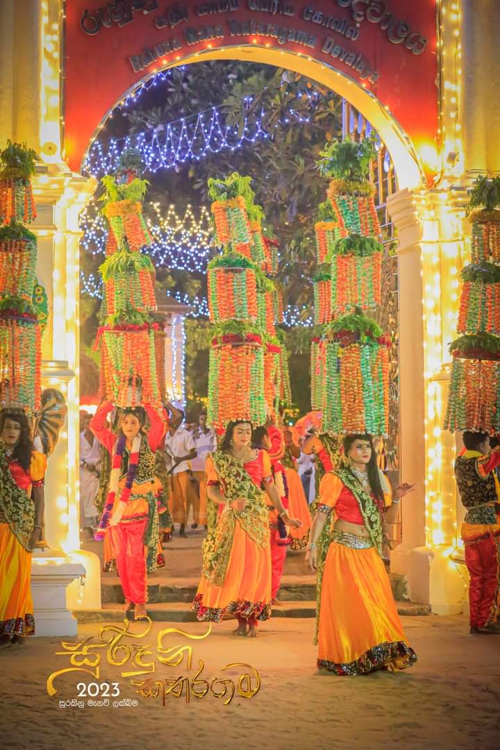 SriDalada2's tweet photo. The Thirteenth enth Magul Perahara of the year 2023 at the historical Ruhunu Maha Kataragama Dewalaya, which is held continuously until the sun and moon lasts, will be held on the streets on July 01, 2023. as if
#RMKD #EsalaMangallaya2023 #Kataragama https://t.co/h8t701ZHQm