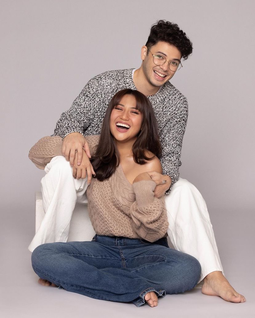 its_Morissette's tweet photo. I wonder where on Earth I would be, if we never happened 

FEELS LIKE HOME 
MorissetteXDave Concert 
@itsMorissette https://t.co/M2X3JzxKV0