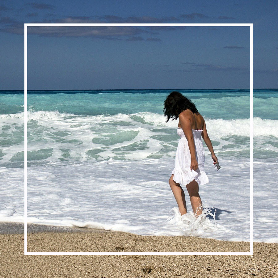 You should always protect your skin whilst you're in the sun, you should do this by: 
🌞Wearing sun cream
 🌞#SPF lip balm
🌞SPF facial moisturiser 
🌞SPF foundation
wu.to/t2Vd31