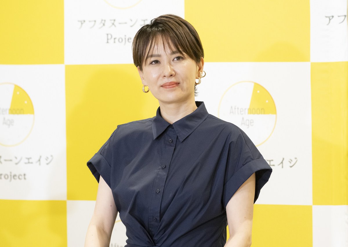 PRTIMES_NEWS's tweet photo. 俳優・鈴木砂羽さん「誰にも会いたくない日もあった」更年期の過ごし方って？産婦人科専門医の三輪綾子先生と考え... https://t.co/lhy2EqlAlN https://t.co/jjrt6c4bAh
