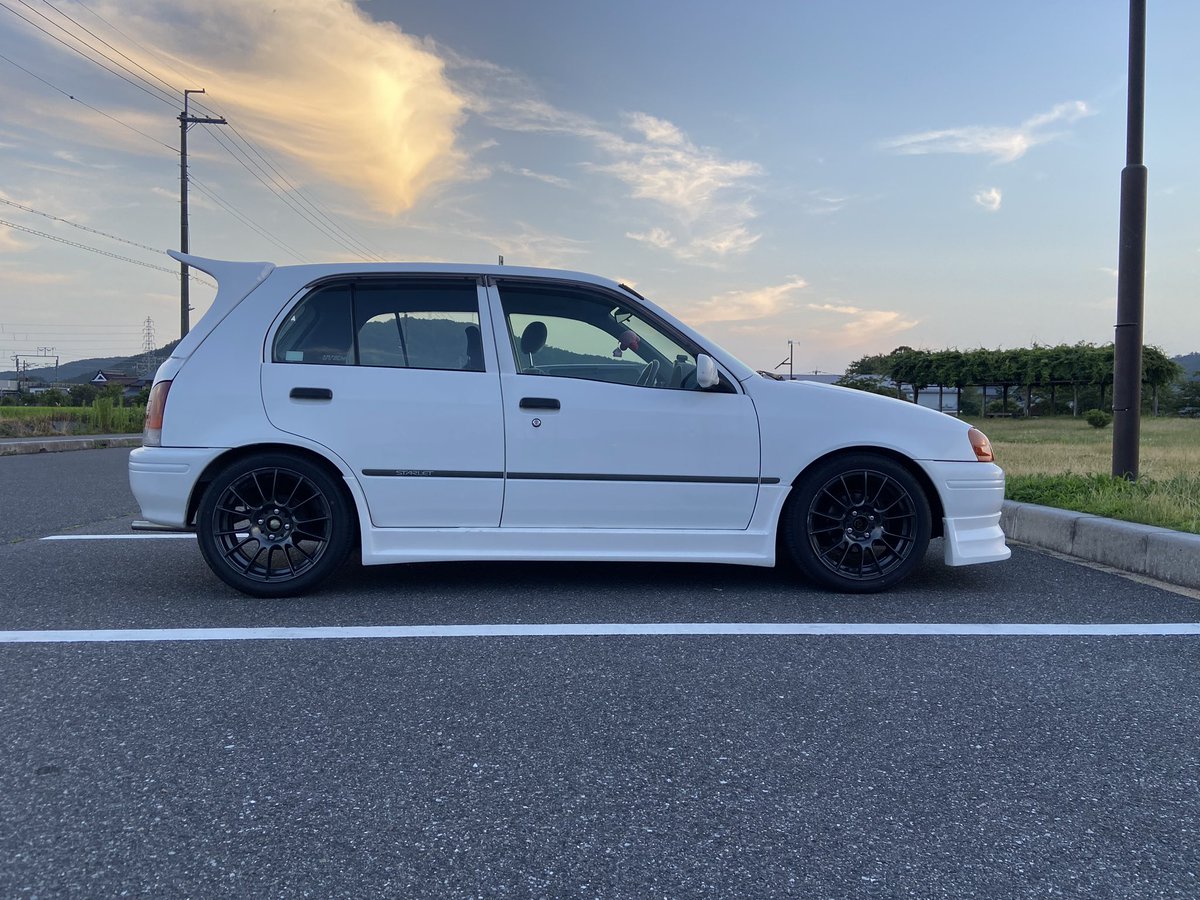 mDNy3hxRT7bujl6's tweet image. 念願の羽根つけれました👍
カッコよくなったなー！

#ep91
#starlet
#ルフレx
#スターレット