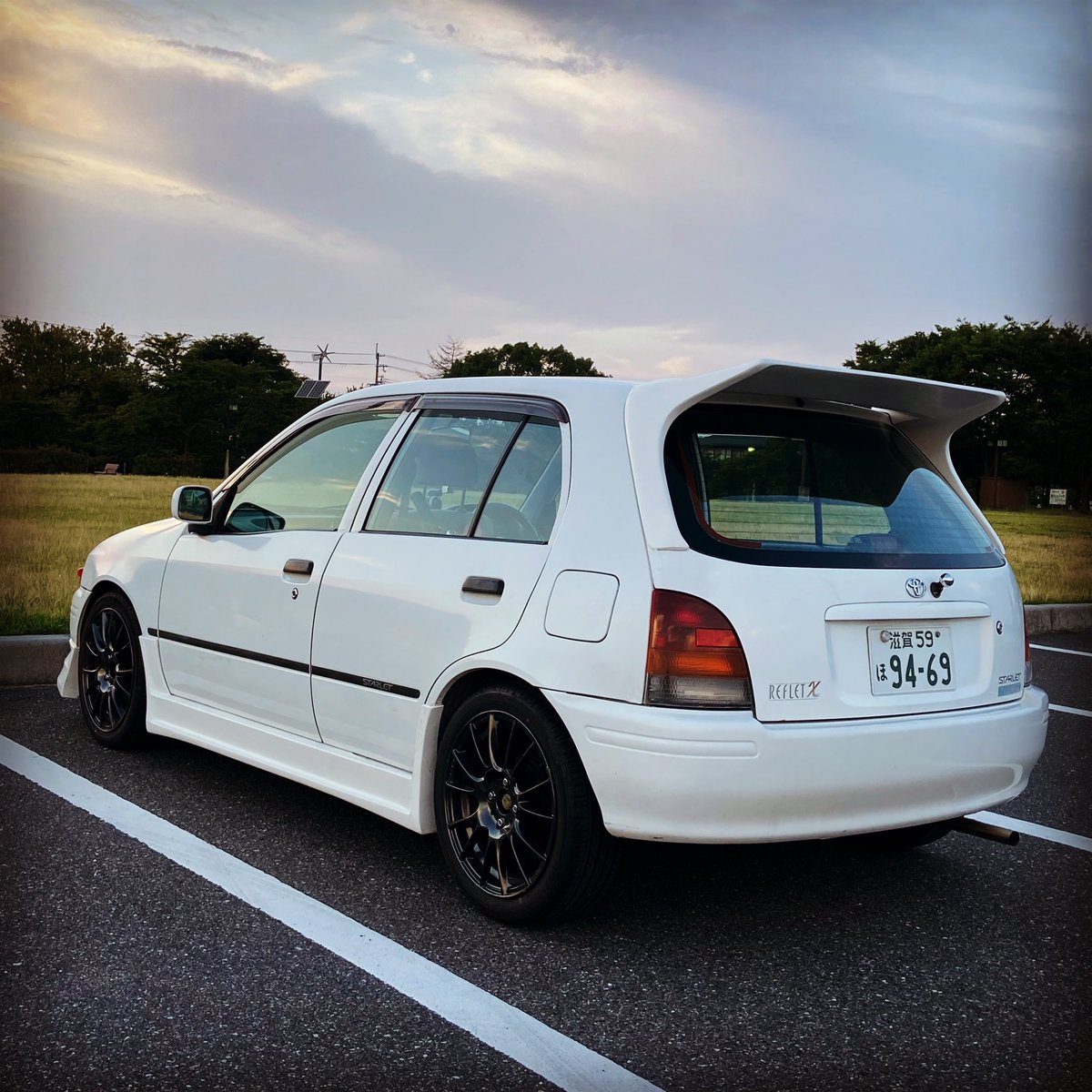 mDNy3hxRT7bujl6's tweet image. 念願の羽根つけれました👍
カッコよくなったなー！

#ep91
#starlet
#ルフレx
#スターレット