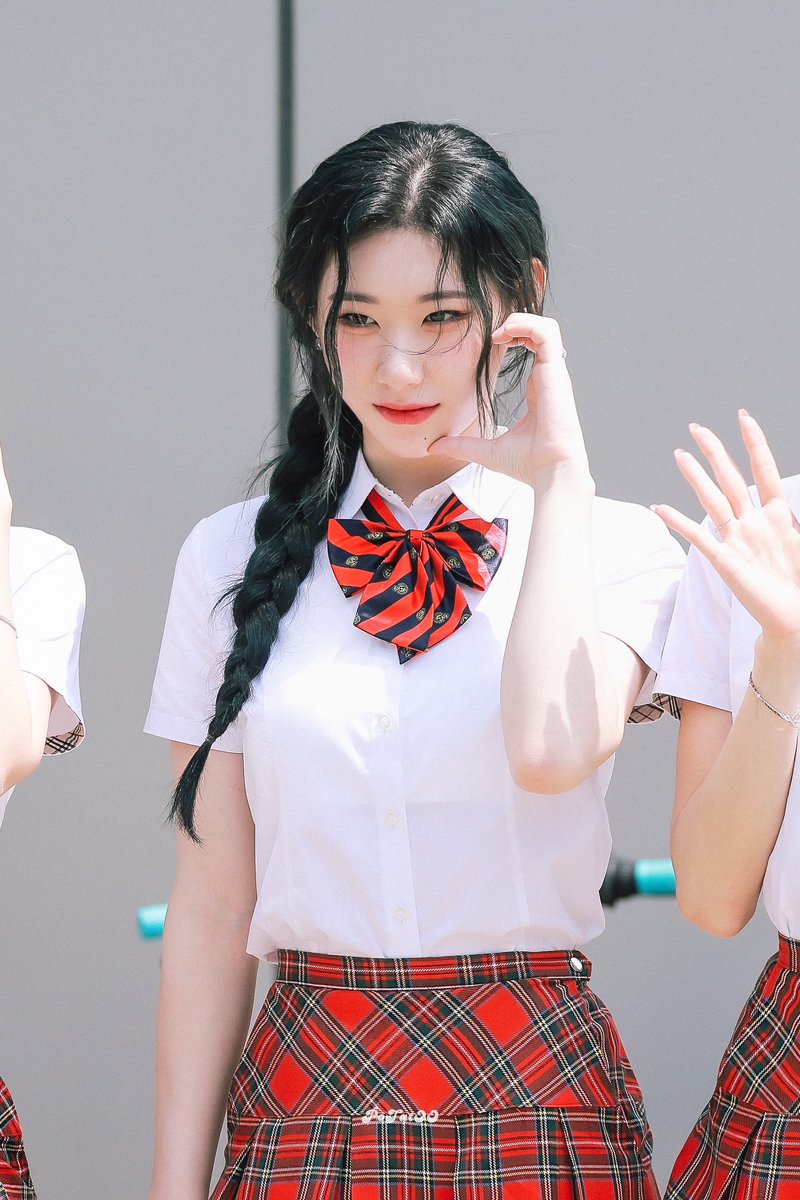 PoTatOO_0605's tweet photo. 230706

🦊

@ITZYofficial 

#있지        #ITZY       
 #채령        #Chaeryeong https://t.co/wjS83tqmNV