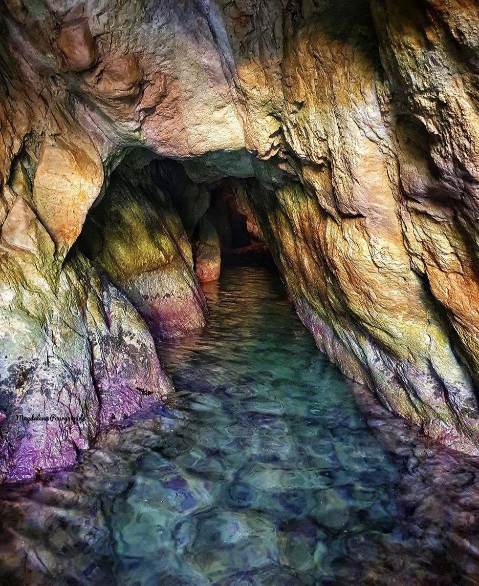 Sea Caves in Peyia, Cyprus. @magdalena_pourgouride  #cyprus #lovecyprus #zipern #visitcyprus #travel #sea #caves #holidays #explore  #photography #cyprusonlens #europe #pic #cyprustourism #blueisland #cyprusphotographer #travelblogger #travelphotography #cyprusphotography