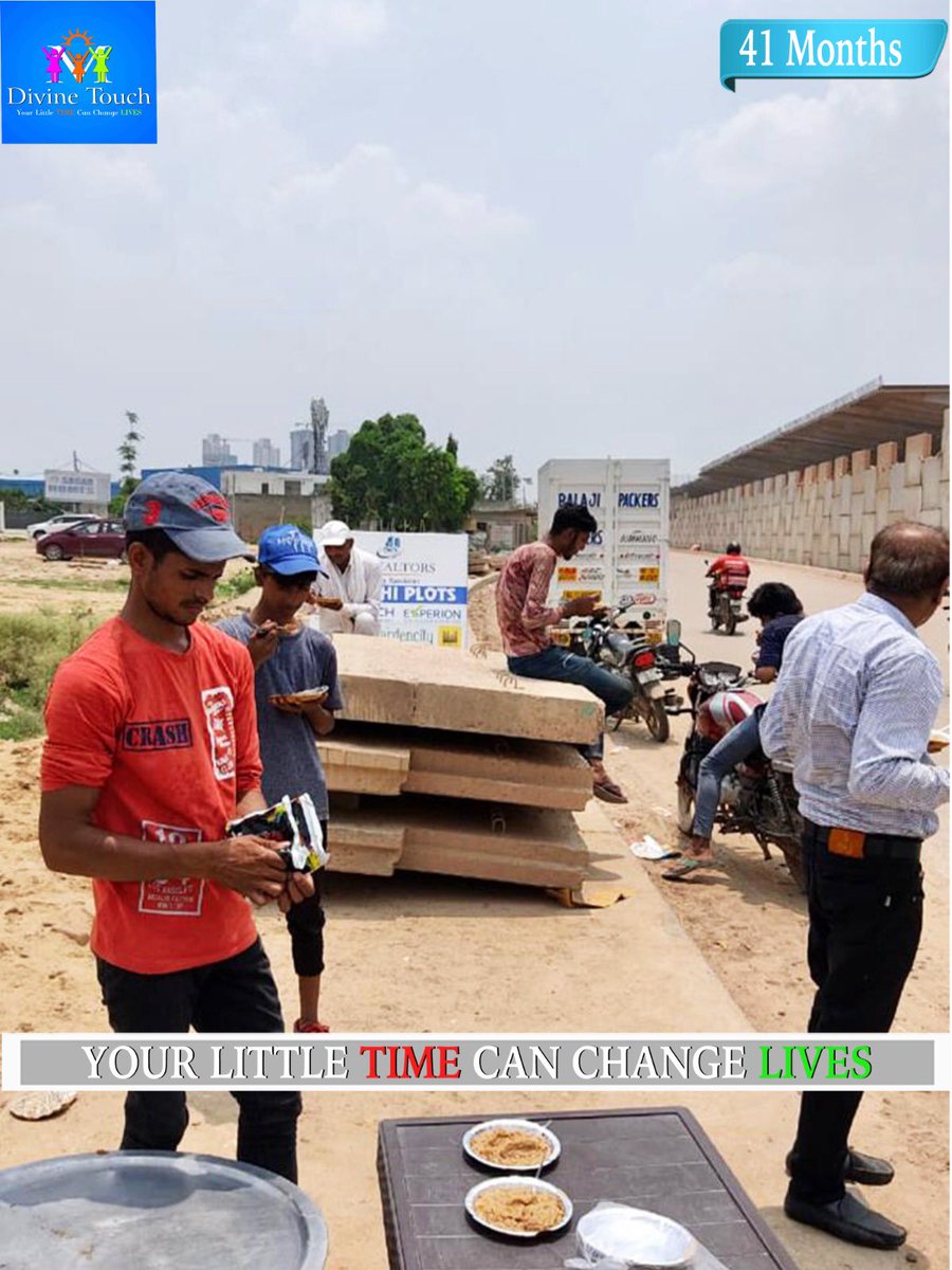 Each day we must do one kind thing to bring a change in our society 💙

Your little time can change lives 🙏🏼

@mikasingh 
.
.
.
.
#mikasingh #divinetouchfoundation #divinetouch #langar #waheguru #blessed #socialwork #ngo #socialworklife #socialworker #kindness