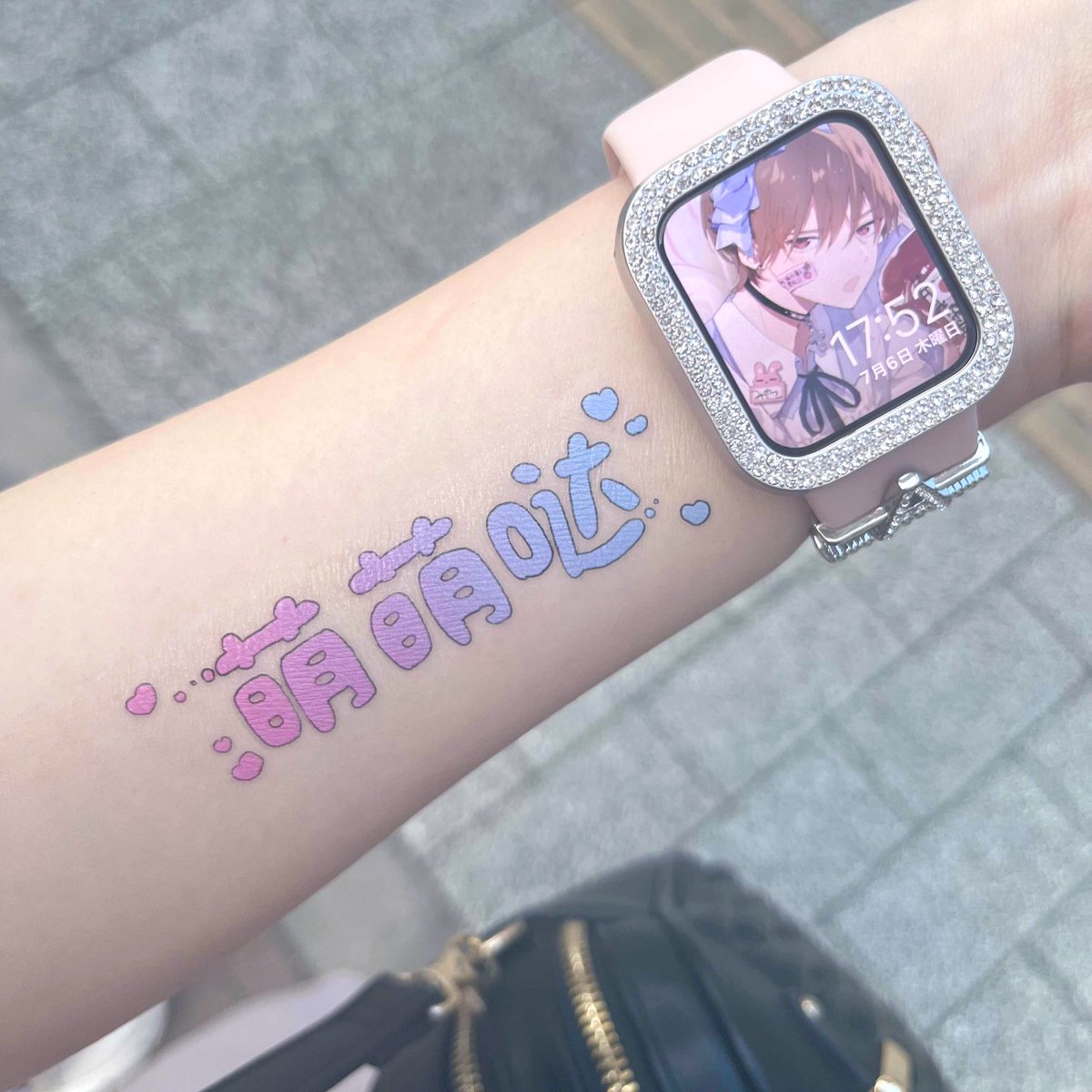 kjmlazzo's tweet photo. 読者さんからタトゥーシールの使用画像いただきました！かわいい🍒🐙
#ハレルヤベイビー https://t.co/yrTiLOvzwN