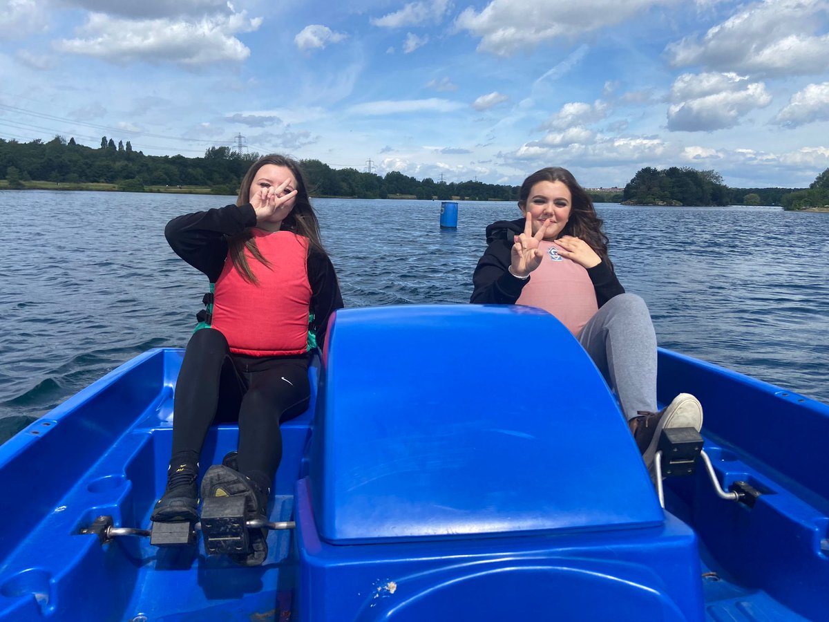 CollegeVega's tweet photo. Don't know who is having the most fun, staff or students!! An experience day at Rother Valley building on skills of communication, presentation and teamwork. 
@LegerEdTrust @VegaCollege #wellbeing https://t.co/tSVpx40bFe