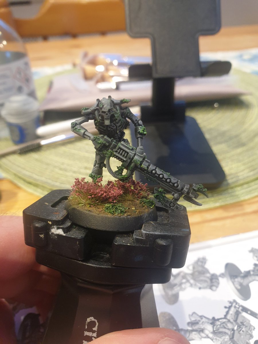 CodeDaveCode's tweet photo. @JosephJCullen @ElementGames_ Very nice, may need to pick up some for my statue Necrons as I'm going for a overgrown forest base theme. https://t.co/Eg5ldhxNWN