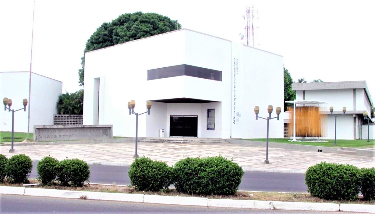 MarioBuffone70's tweet photo. MUSEO DE ARTE MODERNO JESÚS SOTO. Ciudad Bolívar, #Bolívar. Decretado: 25/10/1969 (gob. Carlos Eduardo Oxford-Arias). Diseño: 1971 (Carlos Raúl Villanueva). Inaugurado: 25/8/1973 (gob. Manuel Garrido Mendoza). II etapa: 22/11/1987 (Leopoldo Sucre Figarella). #ObrasDeLaDemocracia https://t.co/enjZ9aspuV