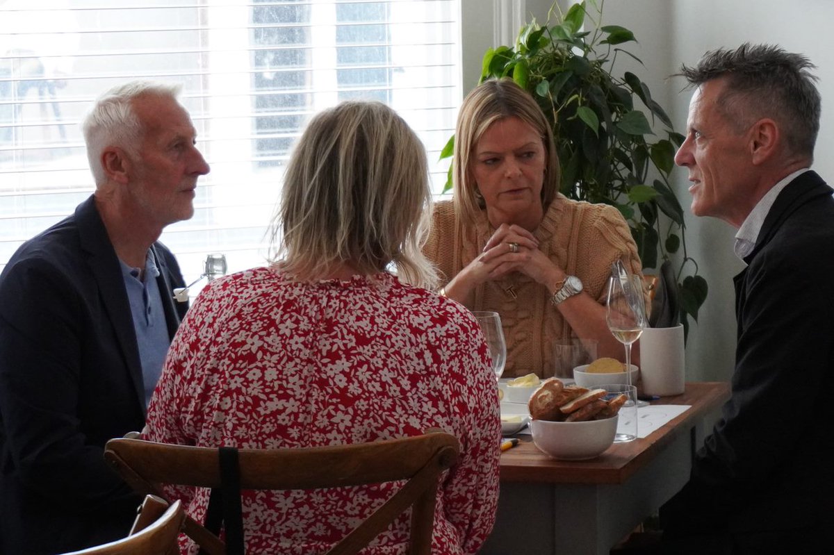 BillySmithAC1's tweet photo. Our Summer Social @CheltenhamGrape - what a great night we had!

Thank you to Ant and Zoe for welcoming our clients, letting us taste some amazing wines, network and celebrate business success. https://t.co/BtkGKLk4tP