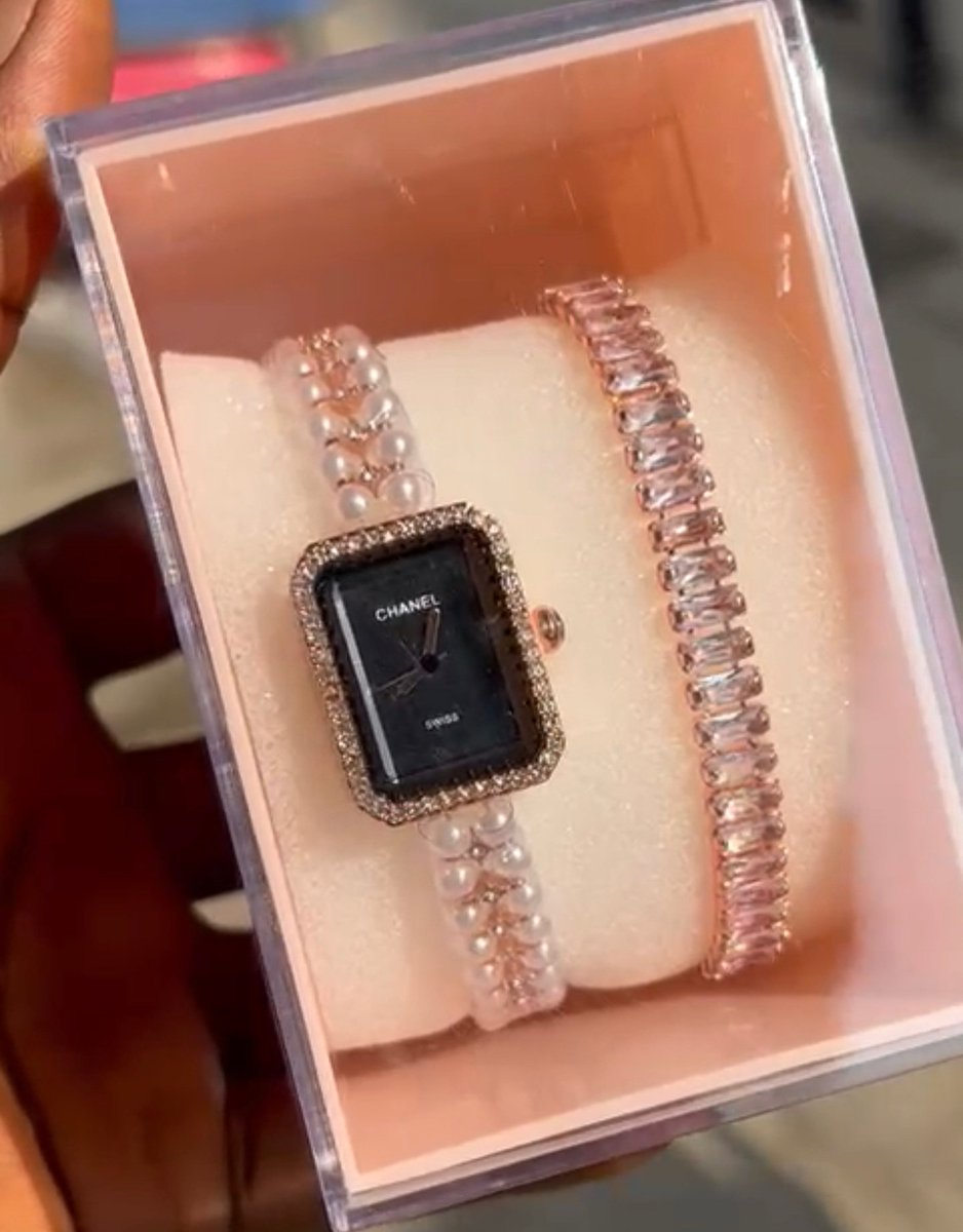 rouqqie's tweet photo. Deal of the day🥳🥳🥳
Rosie set:pearled wristwatch + tennis bracelet 
🏷13k in stead of 15k
Just 3 pieces left....hurry and be among the lucky owners🥰
To shop:Send a dm or 👇
https://t.co/kHhoP0CJlx
Location:Lagos(nationwide delivery) https://t.co/5PFn4kMTEG