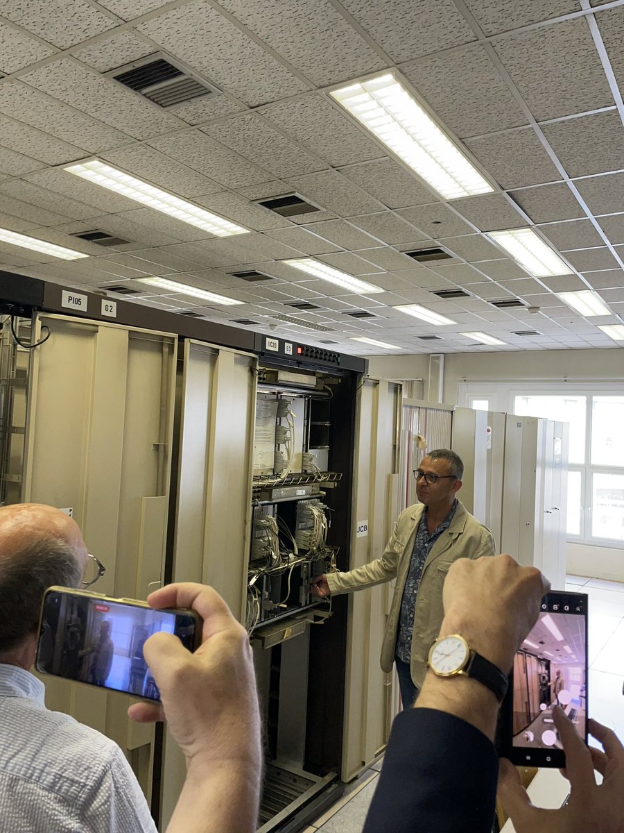 Beaucoup d’émotions aujourd’hui à Lille pour éteindre le dernier MT20 de France  une grande étape dans l’histoire des telecom <a href="/thierrymarigny/">Thierry Marigny</a> <a href="/GeoffreyBraye/">Geoffrey Braye</a> <a href="/ELugagneDelpon/">Emmanuel Lugagne Delpon</a>