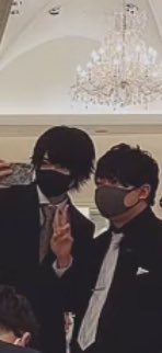 tomomon823918's tweet photo. ツーショット😏 https://t.co/AJrPAqPOA7