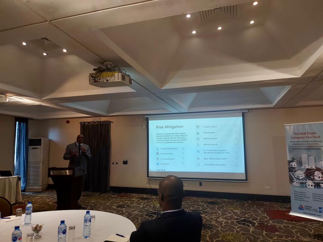 ubosieleh_co's tweet photo. Together, we're ensuring your assets are valued and reported accurately, paving the way for prosperous ventures. 🌟💼 #TheRealEstateCompanyYouTrust #AssetsValuation #Networking #HappyClients #RiskMitigation" https://t.co/MY7aU4YXKM