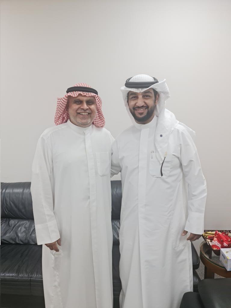 شرفني بزيارته اليوم
أخوي الغالي والعزيز ..
أ . د/ مناور بيان الراجحي 
دكتور الإعلام بجامعة الكويت
ابرك الساعات واسعدها يا ابوطلال

<a href="/DrMnawr/">Prof. Mnawr Alrajehi</a>