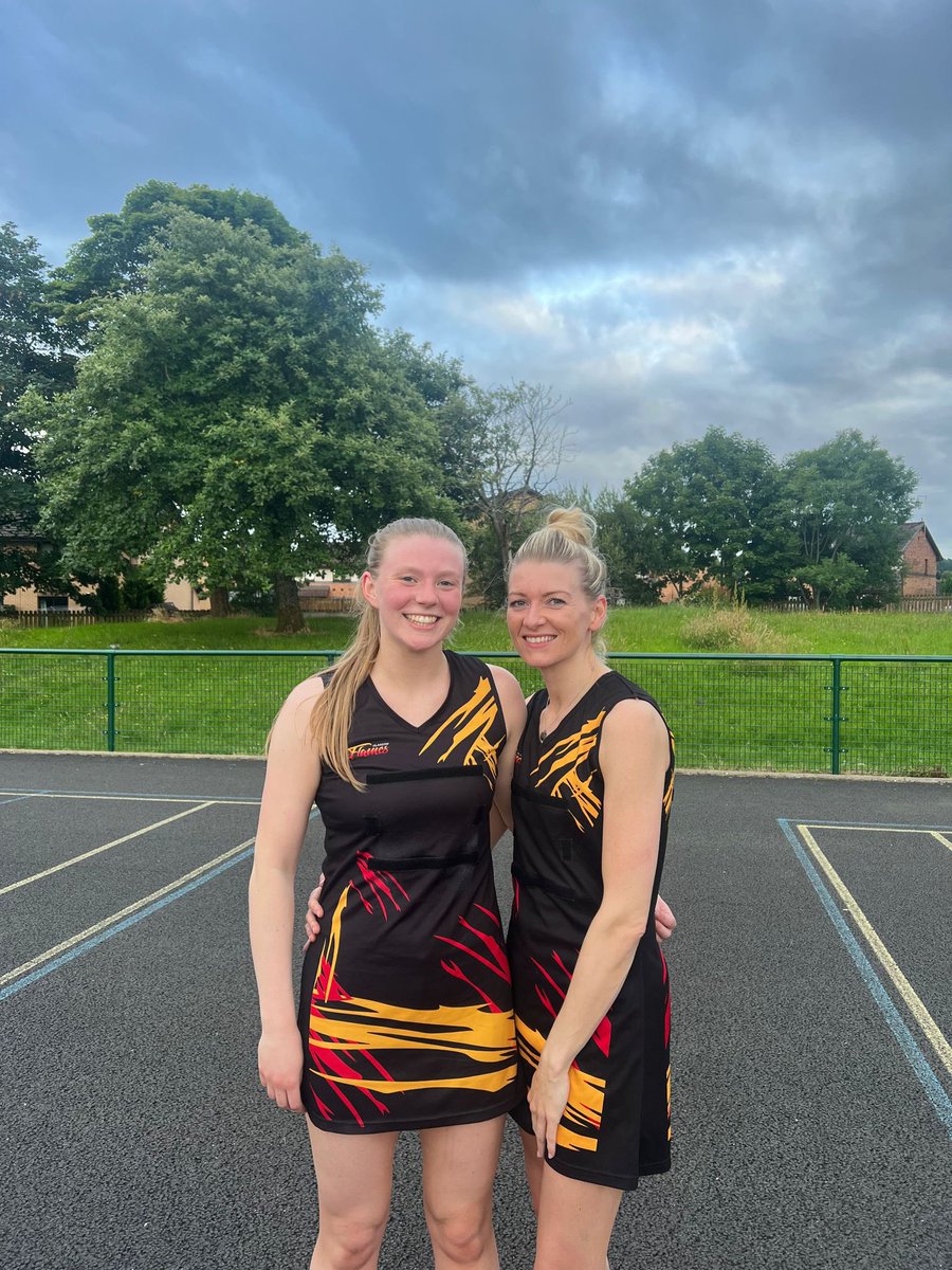 glasgow_nc's tweet photo. ‼️Match Report‼️

Glasgow Netball Association 
☀️Summer League☀️

🔥 Glasgow Flames🔥 4️⃣0️⃣🆚3️⃣6️⃣🏐Hotshots🏐

🏆Player of the match Colette Hewitt👏👏

🏆Players Player Cobi Welsh👏👏 https://t.co/EgXCG8TONn