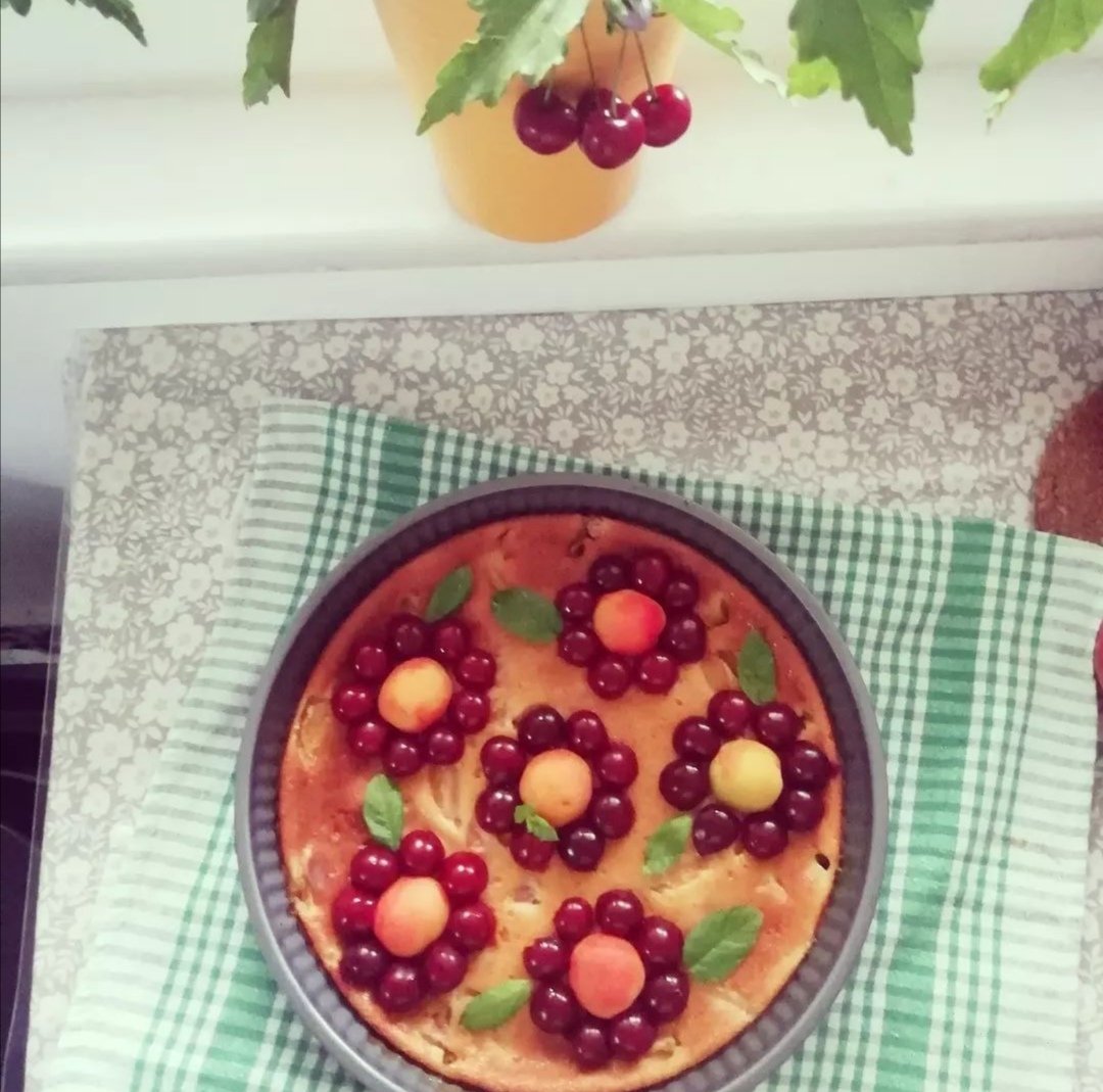 dileksisli's tweet photo. Vișneli #klafuti 🍒
#yaz ın her șeyi hafifleten bir tarafı var, șartlar değișmese de daha kolaymıș gibi gösteren... ruh hali filtresi. https://t.co/xV6l5TKtLZ
