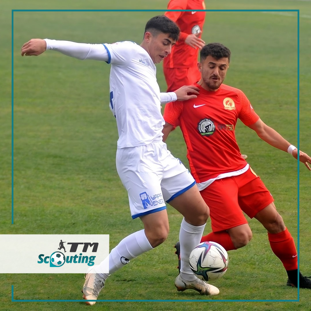 ScoutAkademi's tweet photo. 🇹🇷 Mehmet Bağlı #TMScouting
📝 Bursa Yıldırımspor (31.05.2026)
🔘 Defansif Ortasaha
🚹 2002 doğumlu - 1.85 boy
👟 Sağ ayak
🗓 Akademi liglerinde 65 maç, 7 gol
📌 3. Lig’de 54 maç, 3 gol
🇹🇷 Milli Takım tecrübesi yok
👥 Stil Benzeri: 🇧🇷 Josef de Souza https://t.co/1kw8elfqVg