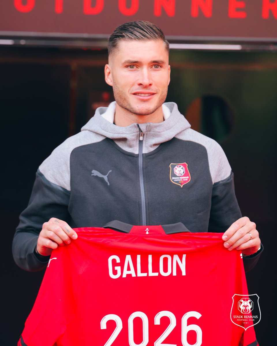 staderennais's tweet photo. 📸🔴⚫️ Les deux premières recrues Rouge et Noir 𝗟𝘂𝗱𝗼𝘃𝗶𝗰 𝗕𝗹𝗮𝘀 et @GauGallon ont été présentées ce matin à la presse. https://t.co/sxM3omGLqN