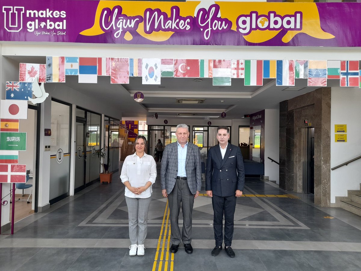 UĞUR OKULLARI GENEL MÜDÜRÜ KAMPÜSÜMÜZÜ ZİYARET ETTİ
Genel Mdr.Sn.Mustafa ÇAKIR yeni dönem hazırlıklarımızı yerinde incelemek için kampüsümüzü ziyaret etti. Konyaaltı Kampüs Müdürünün de eşlik ettiği ziyarette paylaşımları için teşekkür ederiz