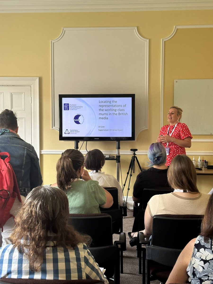 At the @POWES_BPS Psychology of Women and Equalities Conference this week @CumberlandLodge. Great start to day with talks on social class in Parliament by @BridgetteRicket & working class mums by @JoLawPsych. Looking forward to delivering my keynote tomorrow! @EqualityActRev