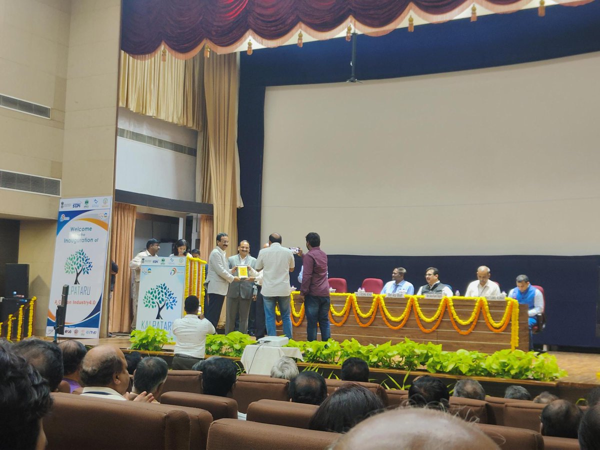 Congratulations to STPI & RINL on the inauguration of Kalpataru CoE on Industry 4.0! The new Center of Excellence promises to be a catalyst for growth, empowering startups. Our MD, Krishna Gadiparthi , along with the STPI leadership team.
#STPI #RINL #STPIVizag #Industry4point0