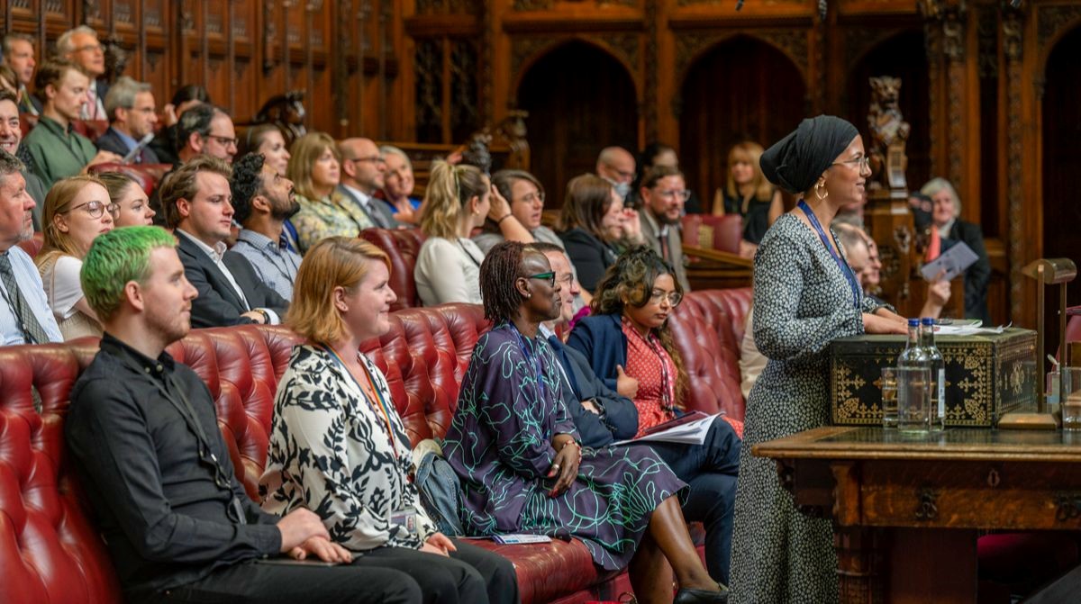 rebekahputtick's tweet photo. As a #POSTFellow days like this are really special. We got the chance to sit in the Lords Chamber for an all-staff meeting and awards ceremony, celebrating the work done by the teams across the House of Lords over the last year. Spot me in the background of these photos? 👀 https://t.co/tltH5MlMDy