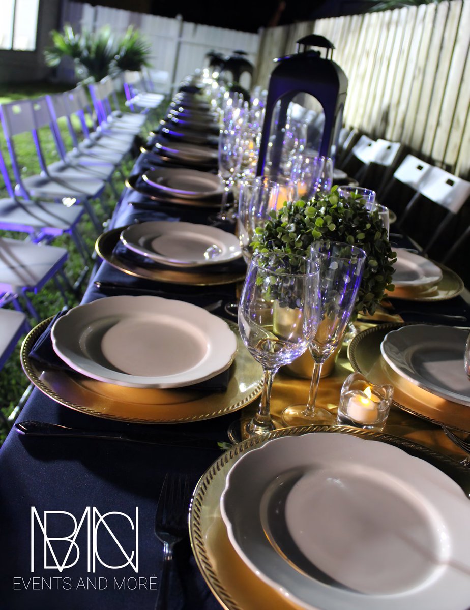 bmncevents's tweet photo. Table decoration for an event varies according to your tastes! ✨ We always start from your dreams and plan your event!

La decoración de mesas para un evento varía de acuerdo a tus gustos!! ✨ Siempre partimos de tus sueños y planificamos tu evento! #BMNCEventsAndMore 

#BMNC https://t.co/WTpPWp3Q8a
