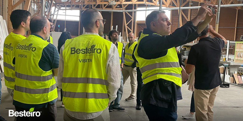 MaderasBesteiro's tweet photo. 📷¡Día de aprendizaje!📷
Un nuevo grupo de curso de formación en cálculo estructural de madera de #Pemade visitan nuestras instalaciones📷📷
#MaderasBesteiro https://t.co/Nyx9hMsu0c
