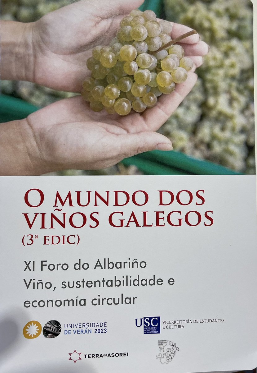 lluistolosa's tweet photo. Viticultura sostenible, ecológica, biodinámica, regenerativa? 
Mesa redonda con @familiatorres 
y Paco &amp; Lola @UniversidadeUSC #Cambados @Rias_Baixas https://t.co/ZalOZ44sl5